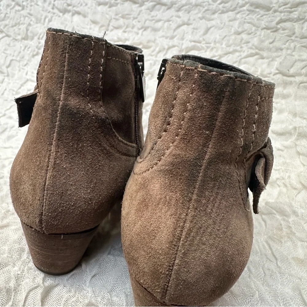 Aquatalia Fanny Bootie 8.5 Waterproof Suede Block Heel Ankle Boot